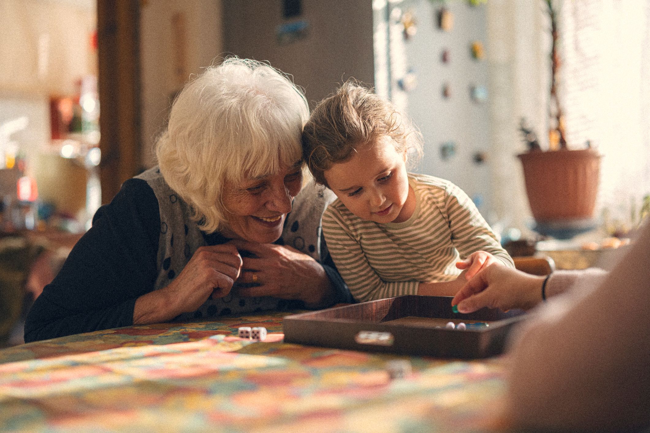 Puis-je protéger mes enfants ou mes petits-enfants avec mon contrat MCF ?